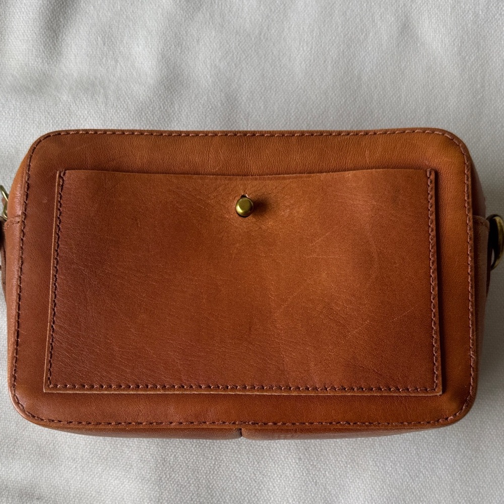 Madewell Transport Camera Bag - Picture 2 of 7